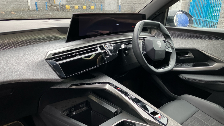 Peugeot 5008 1.2 Hybrid 136 GT 5dr e-DSC6 Petrol Estate